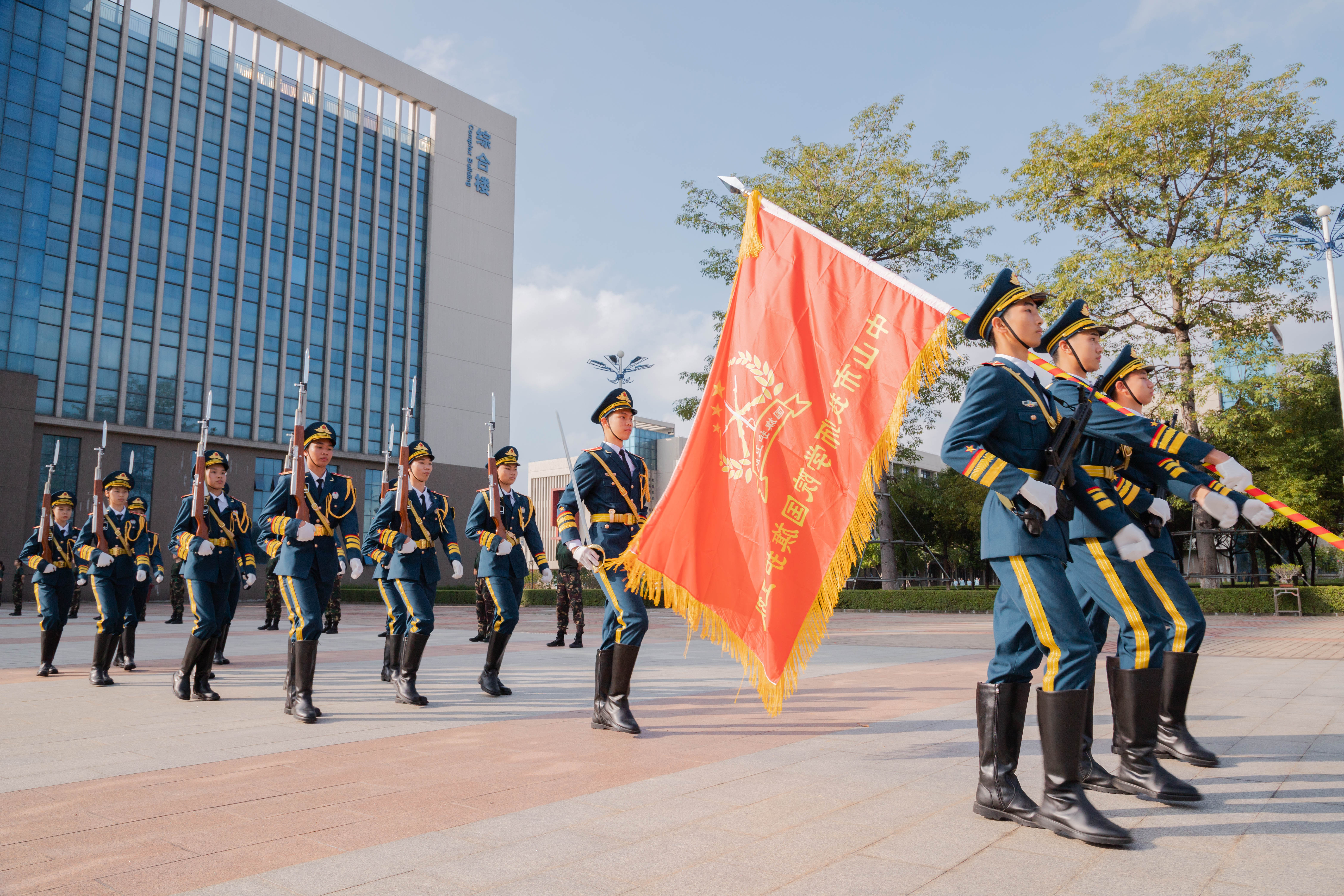 1673230287933421.jpg 国旗护卫队.jpg