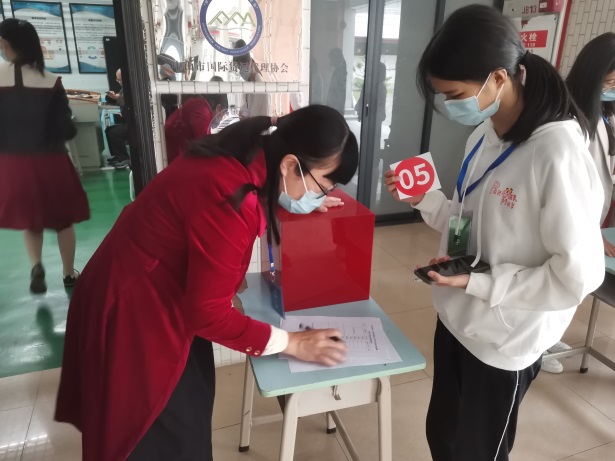 C:UsersADMINI~1AppDataLocalTempWeChat Filesdfec274f3b53bb4285c66ead721d758.jpg