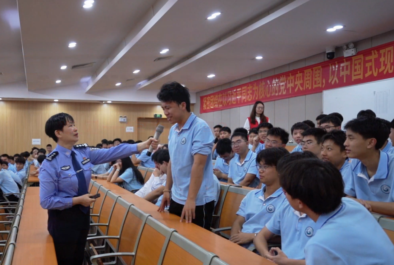 451ea107e3d9f2dbd2d4e24933c17ccf